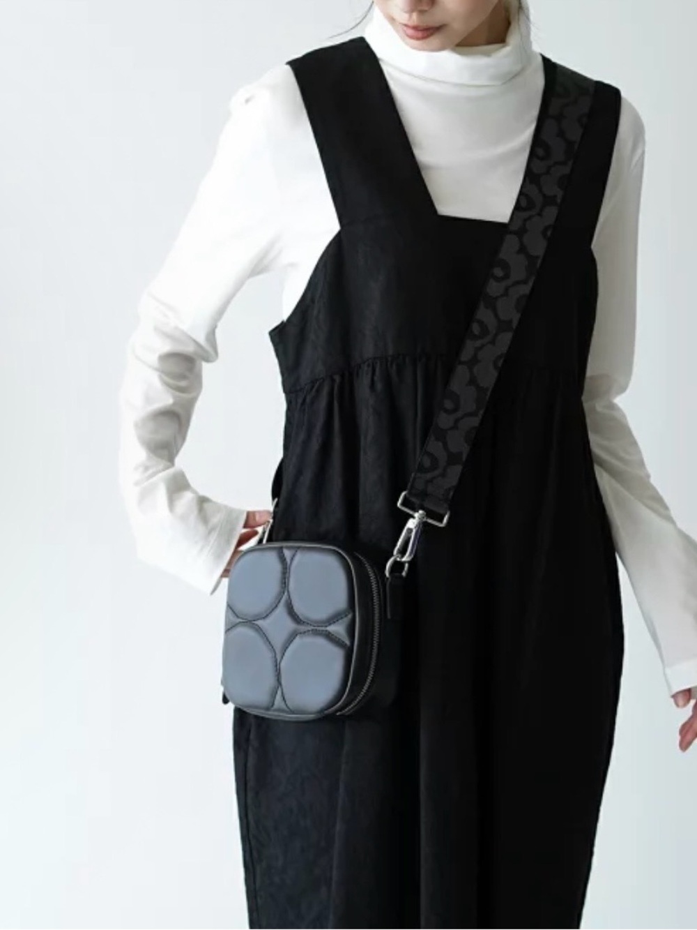 Marimekko Forest Green Quilted Mini Crossbody w/ Patterned Strap- excellence - Picture 3 of 16